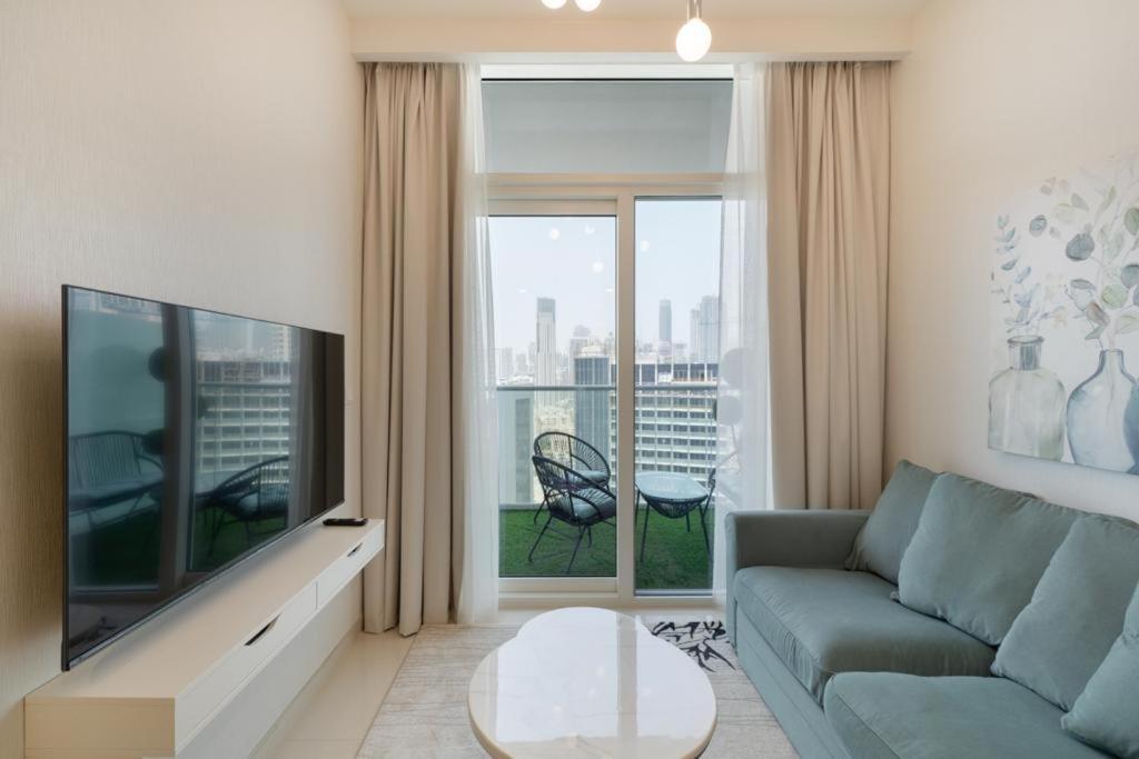 Brand New 1Br- Business Bay - Burj Khalifa View Apartment Dubai Luaran gambar